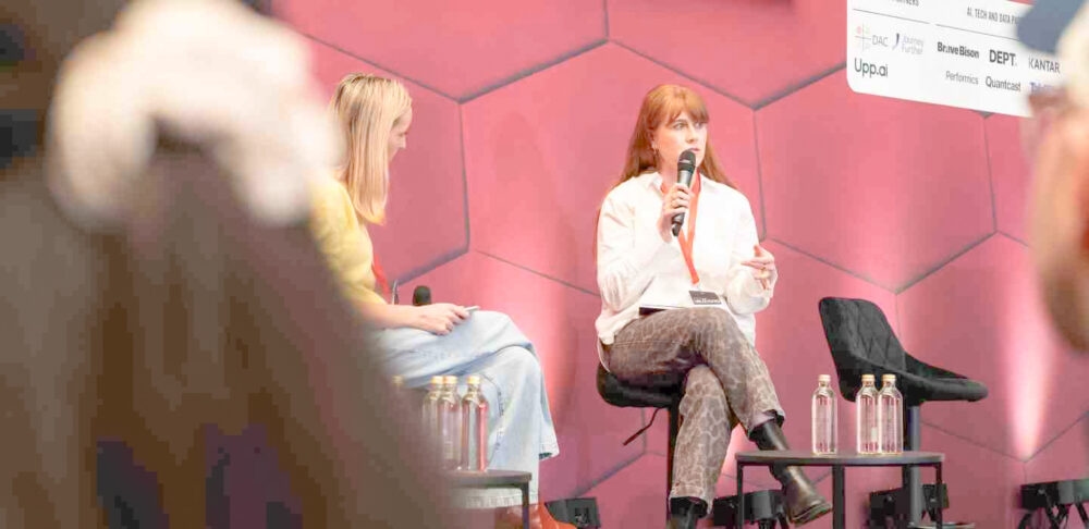 barbour-people-on-stage-at-conference